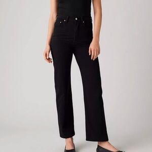 Levi’s Ribcage Straight Ankle Jeans